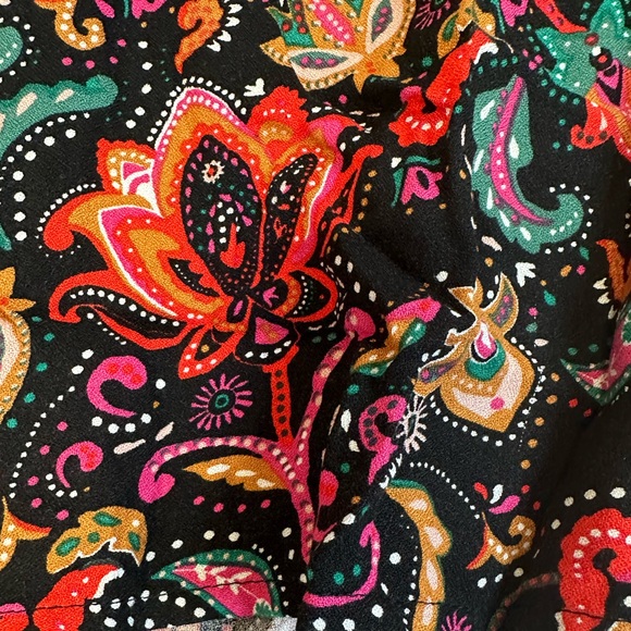 Croft & Barrow blouse. Women’s size large. - Picture 2 of 10